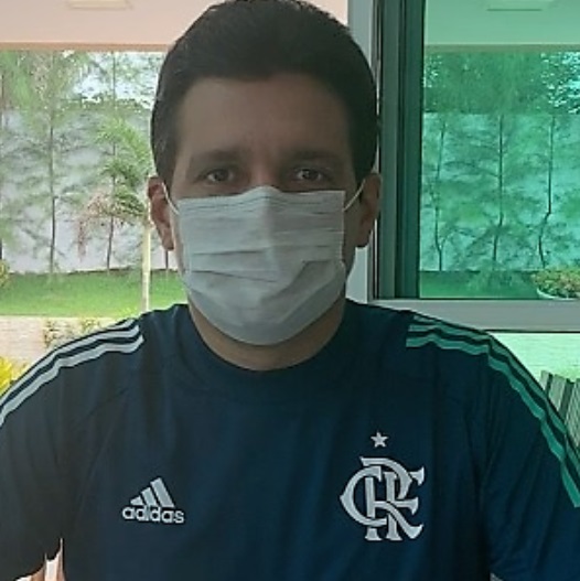 Apresentador do JN se cura do coronavírus e recebe alta após 12 dias: 'Venci a batalha'