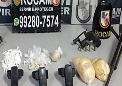  Em Manaus, tornozeleiras rompidas, drogas e armas são apreendidas em residência  