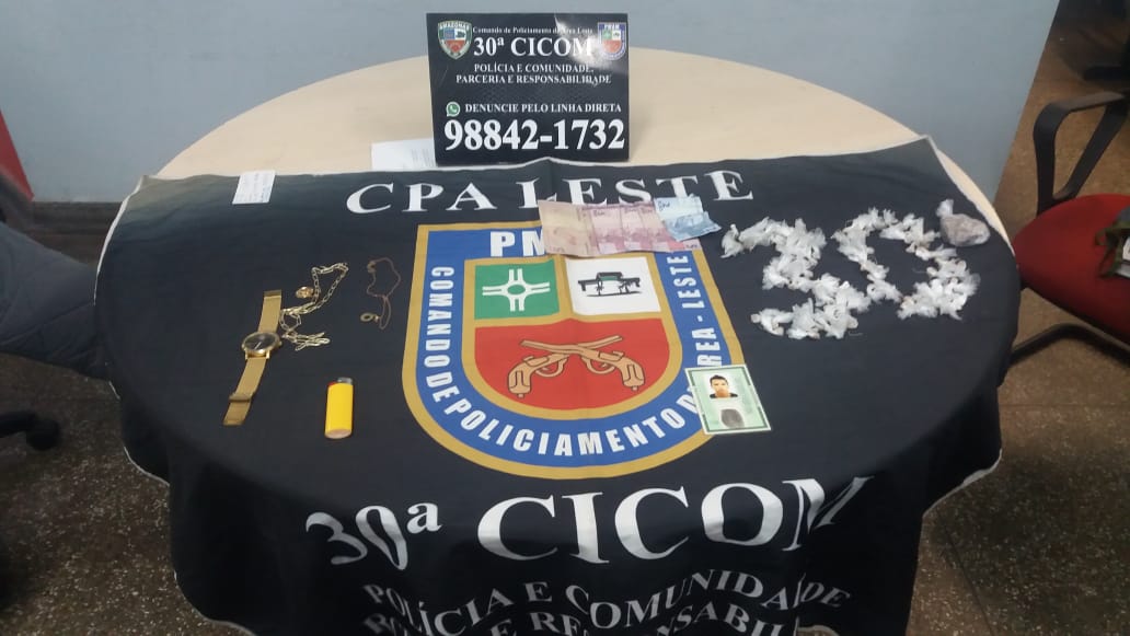 Dupla é presa com drogas na zona Leste de Manaus 