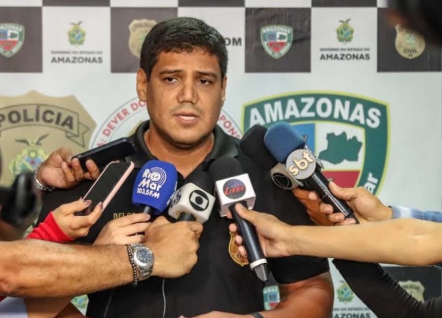 Grupo que roubava carros para fazer arrastões é preso dentro de casa em Manaus