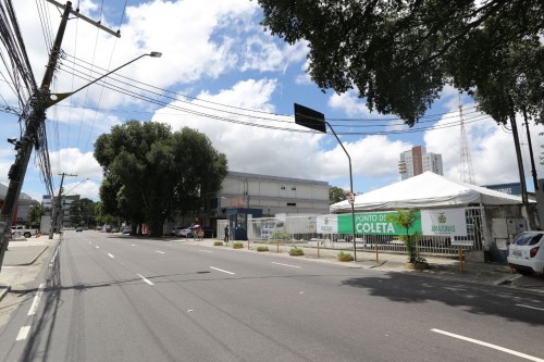 Em Manaus, ponto de coleta de doações tem local alterado 