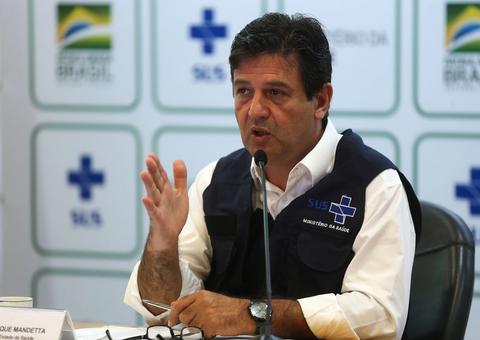 Mesmo com evidência frágil, ministério estenderá uso de cloroquina a pacientes graves