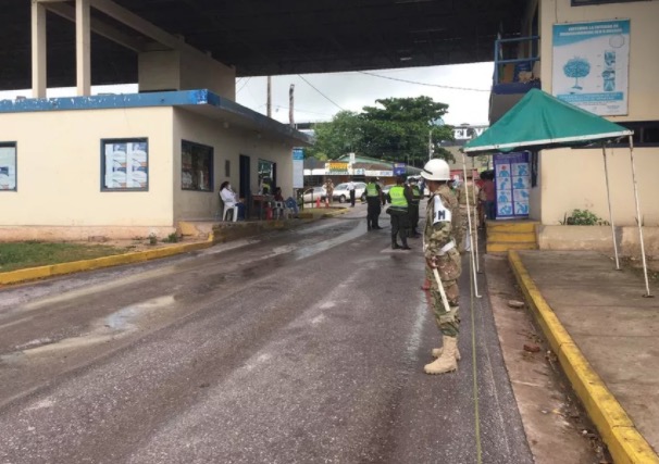 Grupo de 900 brasileiros na Bolívia começa a retornar ao país