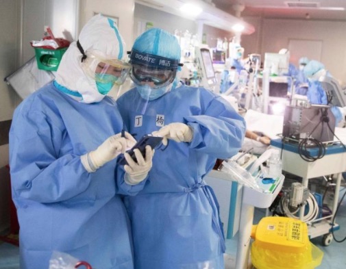 Sem equipamentos de proteção, mais de 70 funcionários podem ter contraído Covid-19 no PS 28 de Agosto