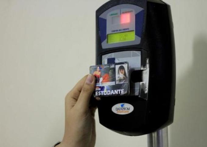 Venda de passe estudantil e gratuidade para idosos serão suspensos em Manaus