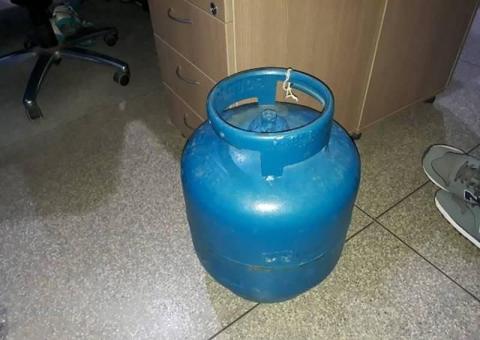 Casal é preso por receptar botija de gás roubada em Manaus 