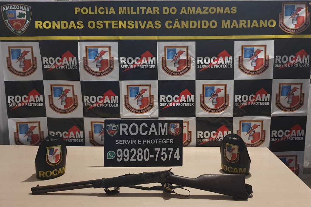 Armado, homem tenta fugir da polícia mas acaba preso em Manaus