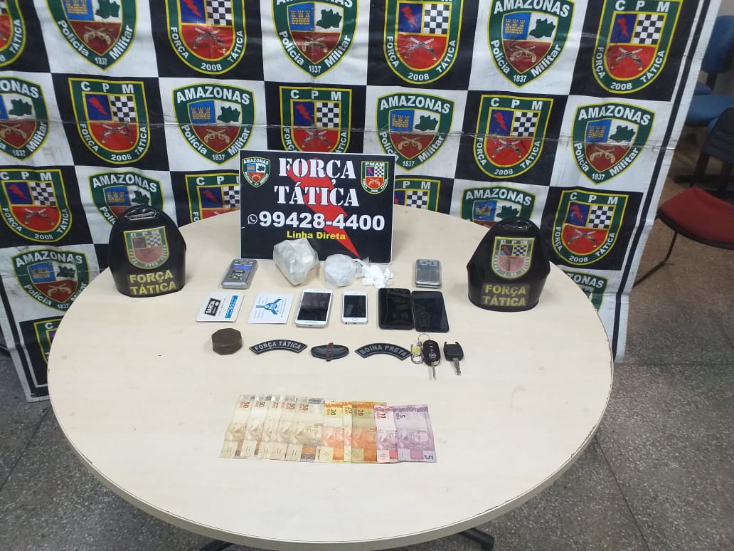 Com extensas fichas criminais, traficante e 'cliente' são presos em Manaus