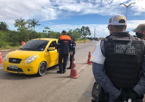 Fiscalização na Ponte Rio Negro tenta impedir circulação de pessoas entre municípios  