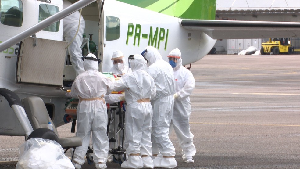 Pacientes graves com suspeitas de Covid-19 chegam a Manaus