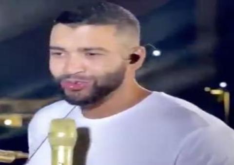 Gusttavo Lima elogia Bolsonaro em live durante quarentena 