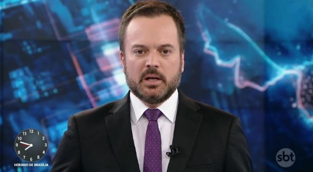 Jornalismo do SBT entra em pânico após confirmação de Covid-19 em âncora; emissora é acusada de descaso