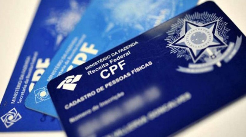 Justiça suspende exigência de regularização do CPF para auxílio de R$ 600