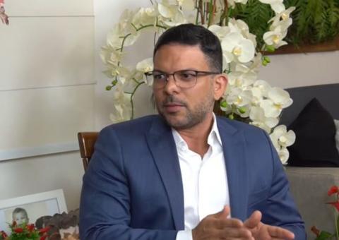 Publicitário de Bolsonaro diz que ele é refém de Mandetta e compara governadores a psicopatas