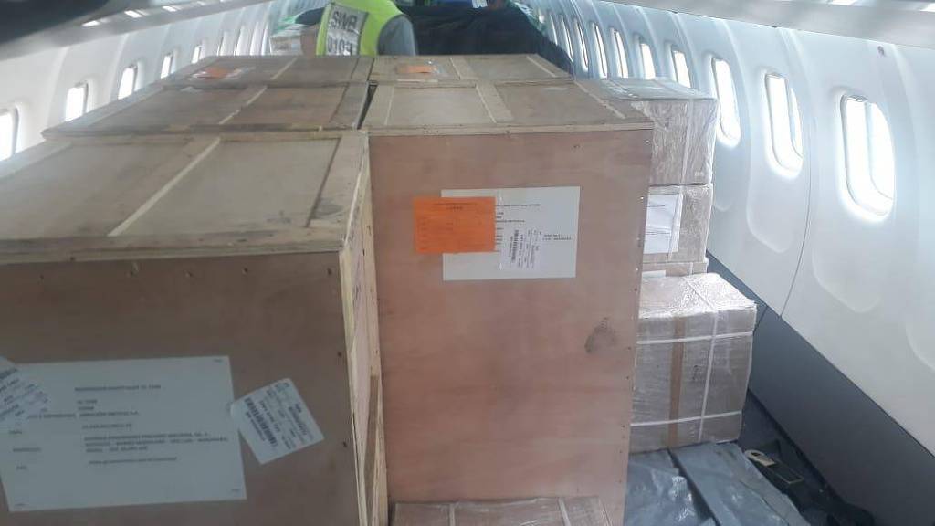 Governador do Maranhão, Flávio Dino dribla EUA e Bolsonaro e compra respiradores da China 