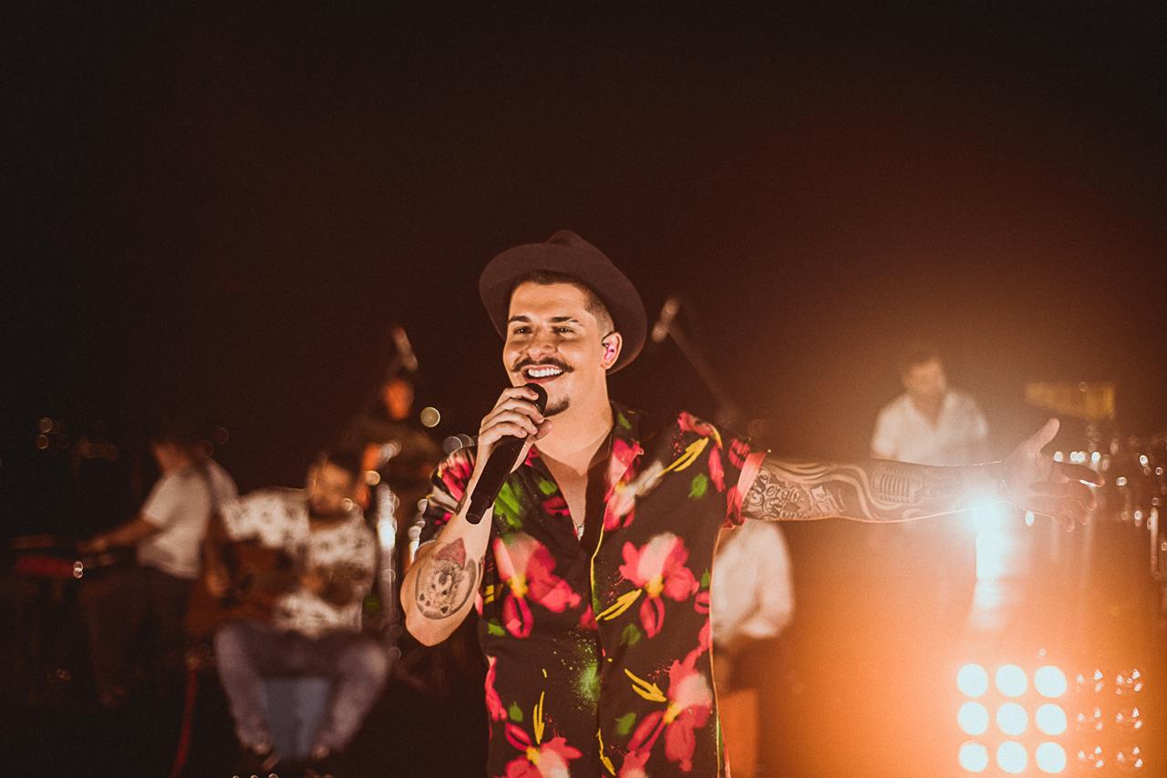 O Copo Não Vai Te Trair: Jyou Guerra lança nova música e DVD nesta sexta