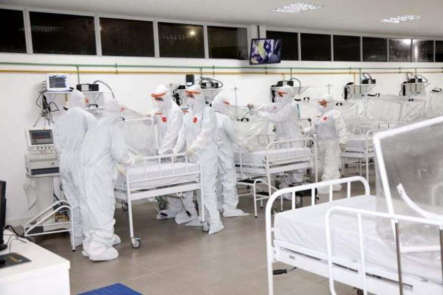 Amazonas tem 376 profissionais da saúde afastados por conta da Covid-19