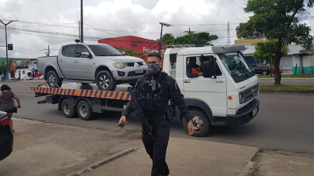 Comandados por empresário, milicianos usavam granadas para expulsar famílias de casas em Manaus