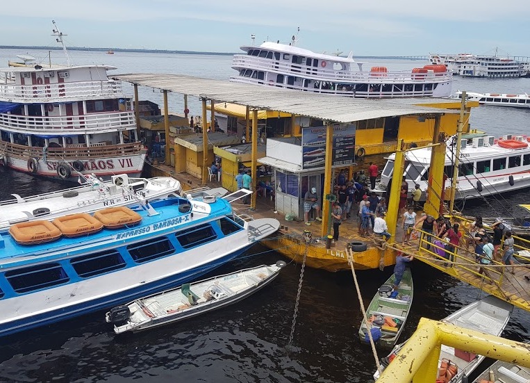 30 passageiros de barco no Amazonas testam positivo para Covid-19 