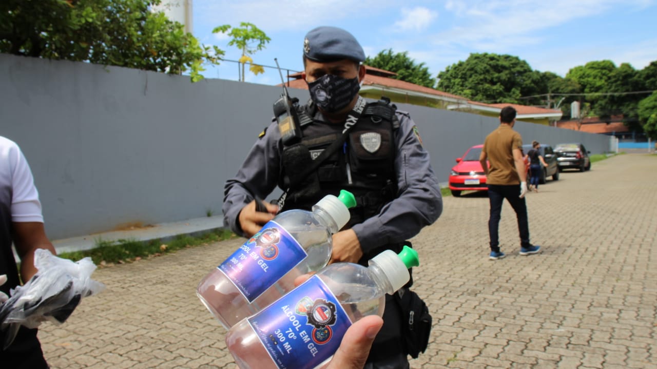 Com duas mortes de PM's em menos de 24 horas, associação entrega EPI's em quarteis