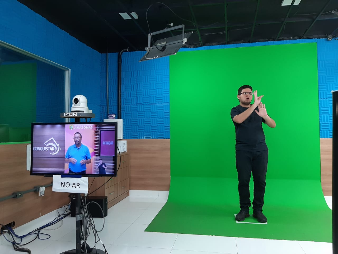 Aula em Casa: Secretarias disponibilizam materiais a estudantes com deficiência