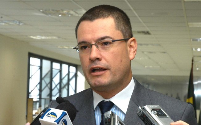 Maurício Valeixo é exonerado da direção da PF após rumores da saída de Sérgio Moro