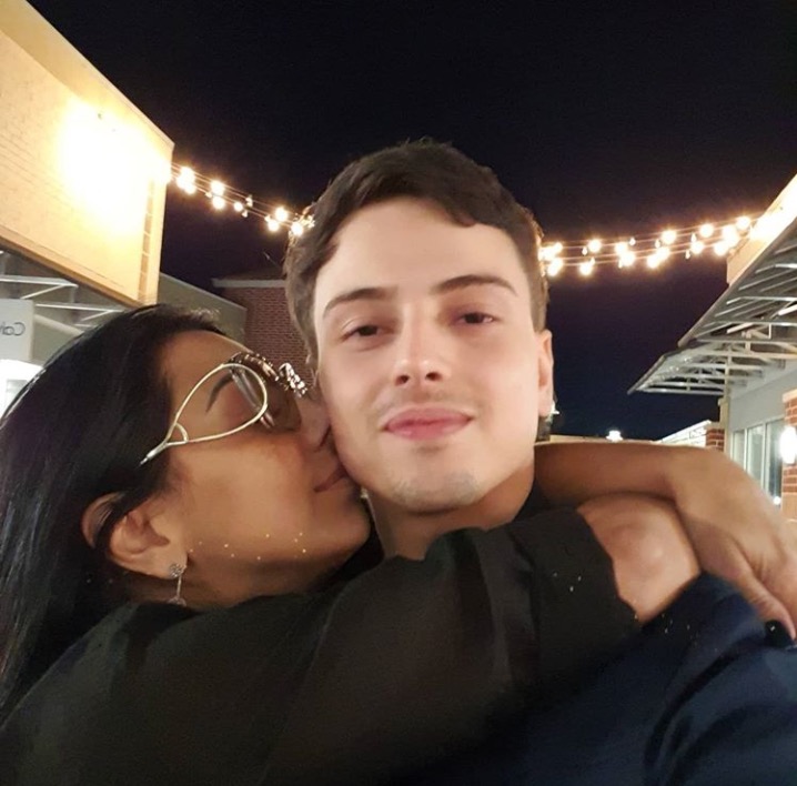 Cantora gospel Eyshila faz textão sobre filho drag queen