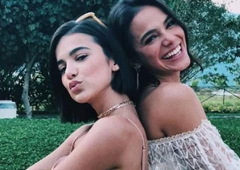 Bruna Marquezine se emociona ao falar com Manu Gavassi e dispara: 'fui cancelada todos os dias'