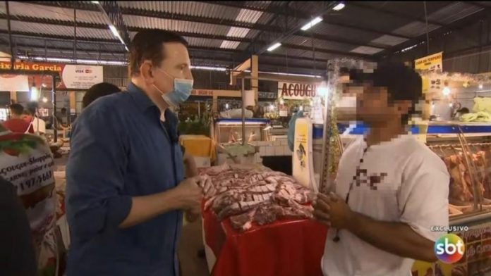 Sindicato decide punir feirante de Manaus que falou não ter medo do coronavírus em rede nacional