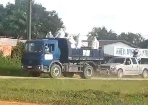 População de Tabatinga se assusta com caminhão transportando mortos vítimas da Covid-19 