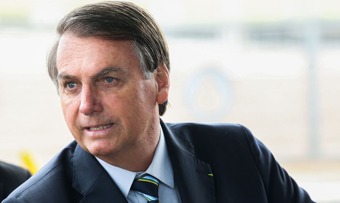 Bolsonaro volta a colocar em dúvida renovação da concessão da TV Globo