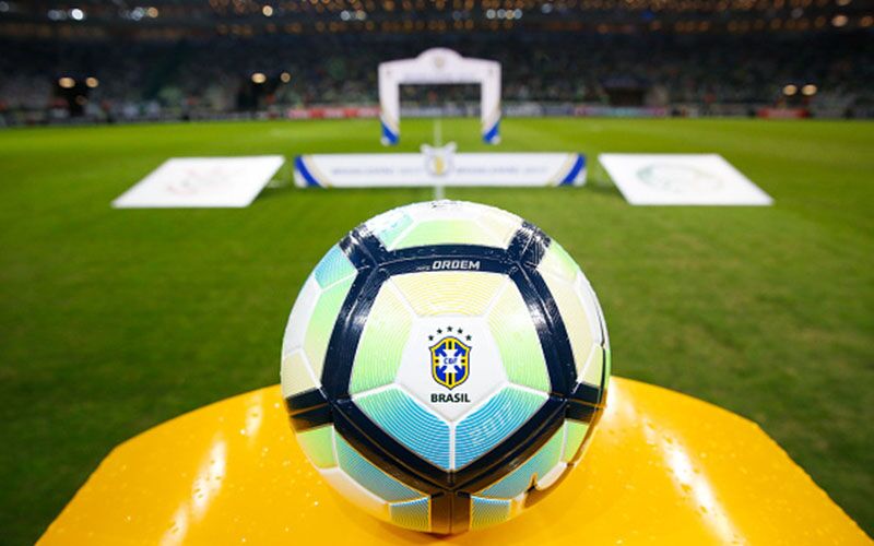 Ministério da Saúde aprova volta do futebol, mas cita testes 'saturados'