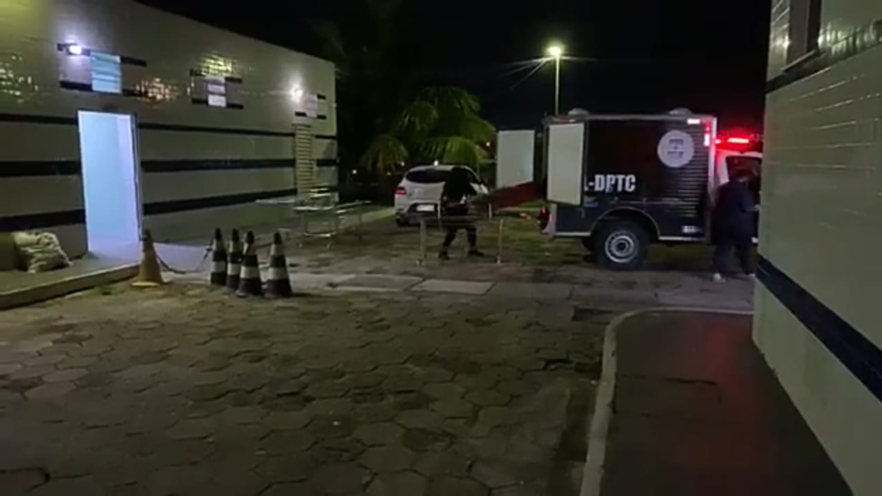 Criança assassinada com tiro na cabeça é encontrada por vizinho em Manaus