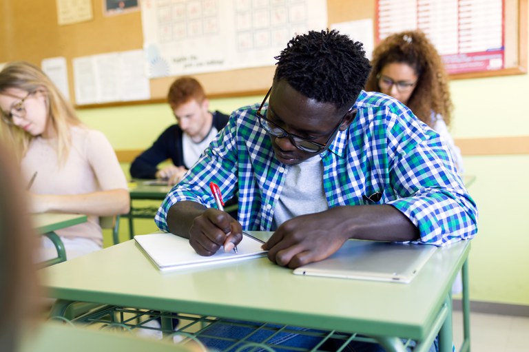 Ministério da educação apresenta nova avaliação para acesso ao ensino superior