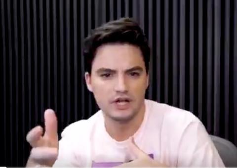 Revoltado, Felipe Neto manda recado a famosos sobre Bolsonaro: 'cambada de covardes'