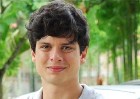 Ator Eduardo Pires fura quarentena para visitar suposta boca de fumo; vídeo