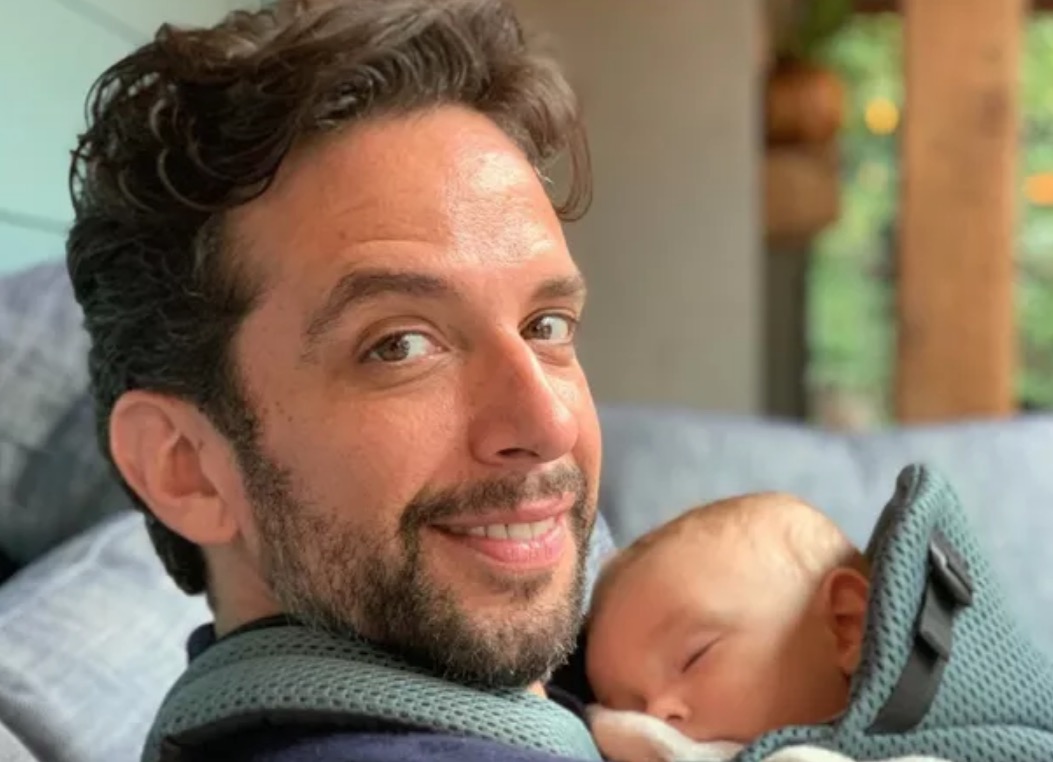 Ator Nick Cordero desperta do coma após complicações com coronavírus