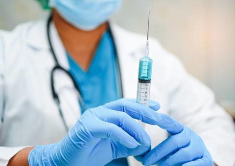 Descobrir vacina inaugura nova leva de problemas, diz virologista