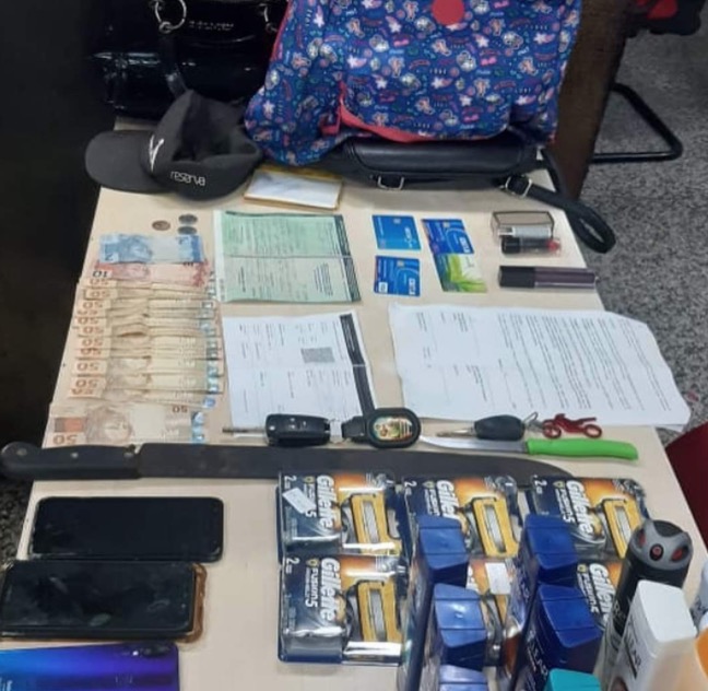 Trio é preso enquanto fazia arrastões em avenida de Manaus