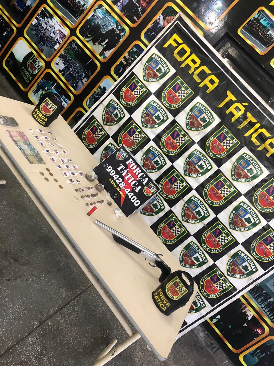 Homem é preso com armas e drogas na zona Sul de Manaus 