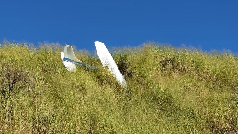 Avião de pequeno porte cai próximo ao aeroporto de Belo Horizonte