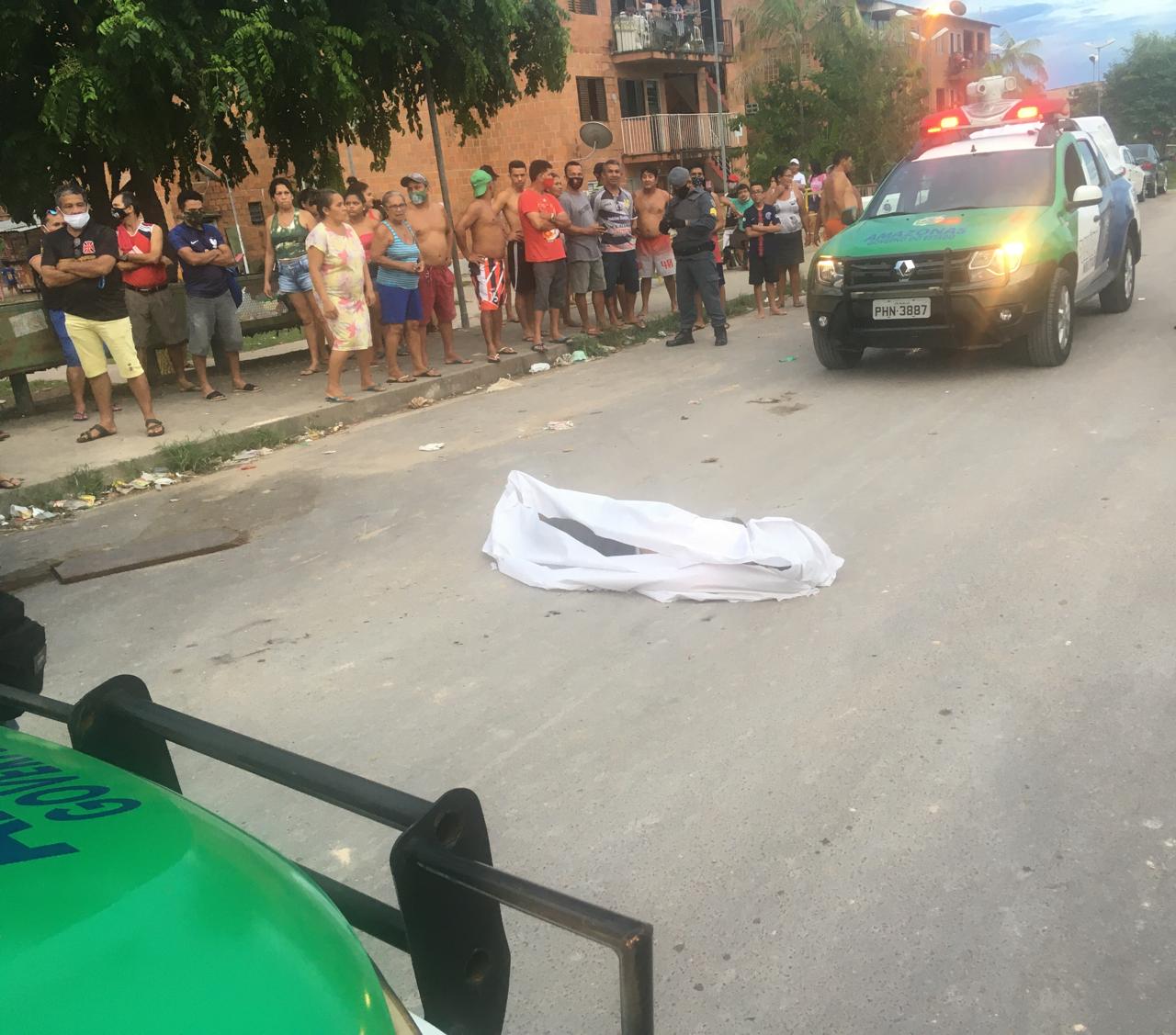 Suposto assaltante é morto por 'justiceiro' em Manaus 