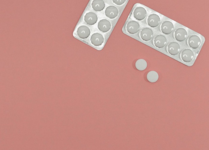 Covid-19: OMS suspende teste com cloroquina após estudo mostrar aumento do risco de morte