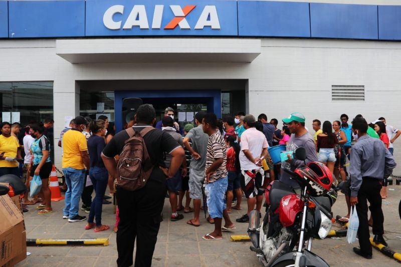 Caixa pode perder exclusividade para pagar Auxílio Emergencial no Amazonas