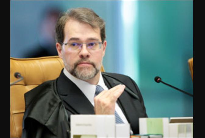 Novo exame de Dias Toffoli dá negativo para Covid-19