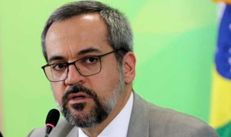 Comitê judaico americano reage a Weintraub e pede fim do uso político do holocausto pelo governo