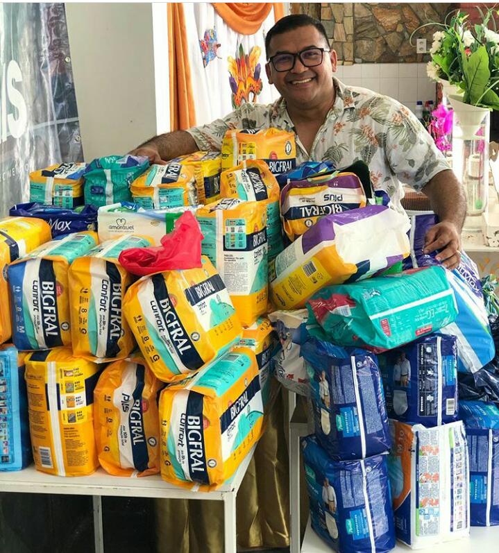 400 fraldas geriátricas são entregues a idosos em situação de vulnerabilidade social