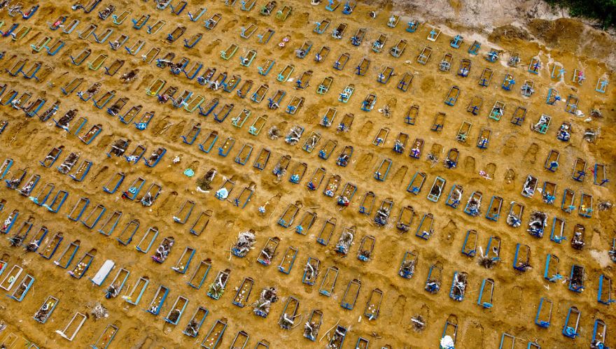 Manaus registra mais de 5 mil sepultamentos durante pandemia