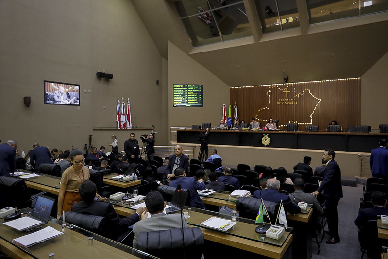 Aleam descarta retorno de sessões presenciais e prorroga suspensão de atividades