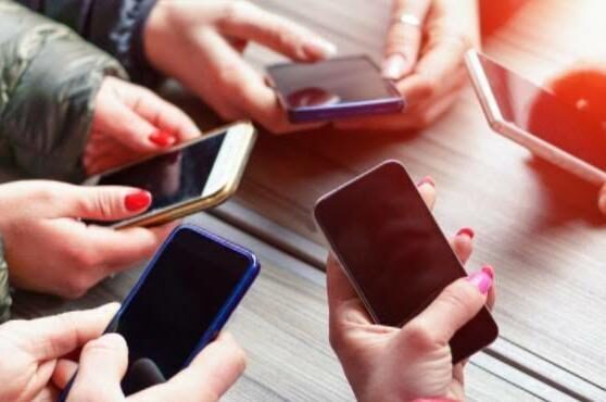 Vítimas de estupro e assédio criam movimento #Exposed para denunciar criminosos no Twitter